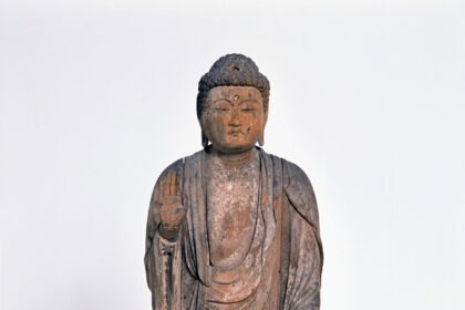 木造釈迦如来立像