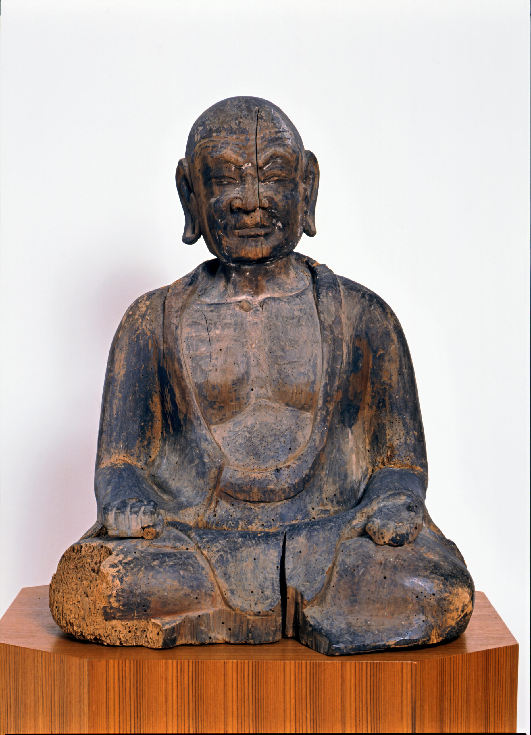 木造伝教大師坐像