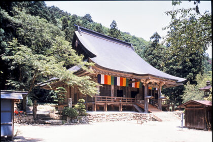 立石寺中堂