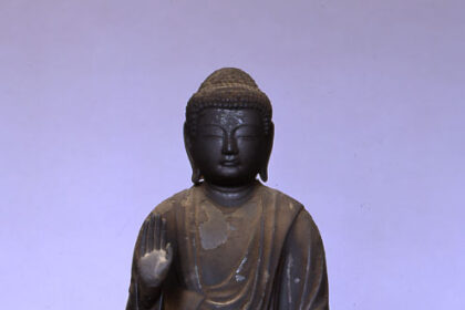 銅造阿弥陀如来立像