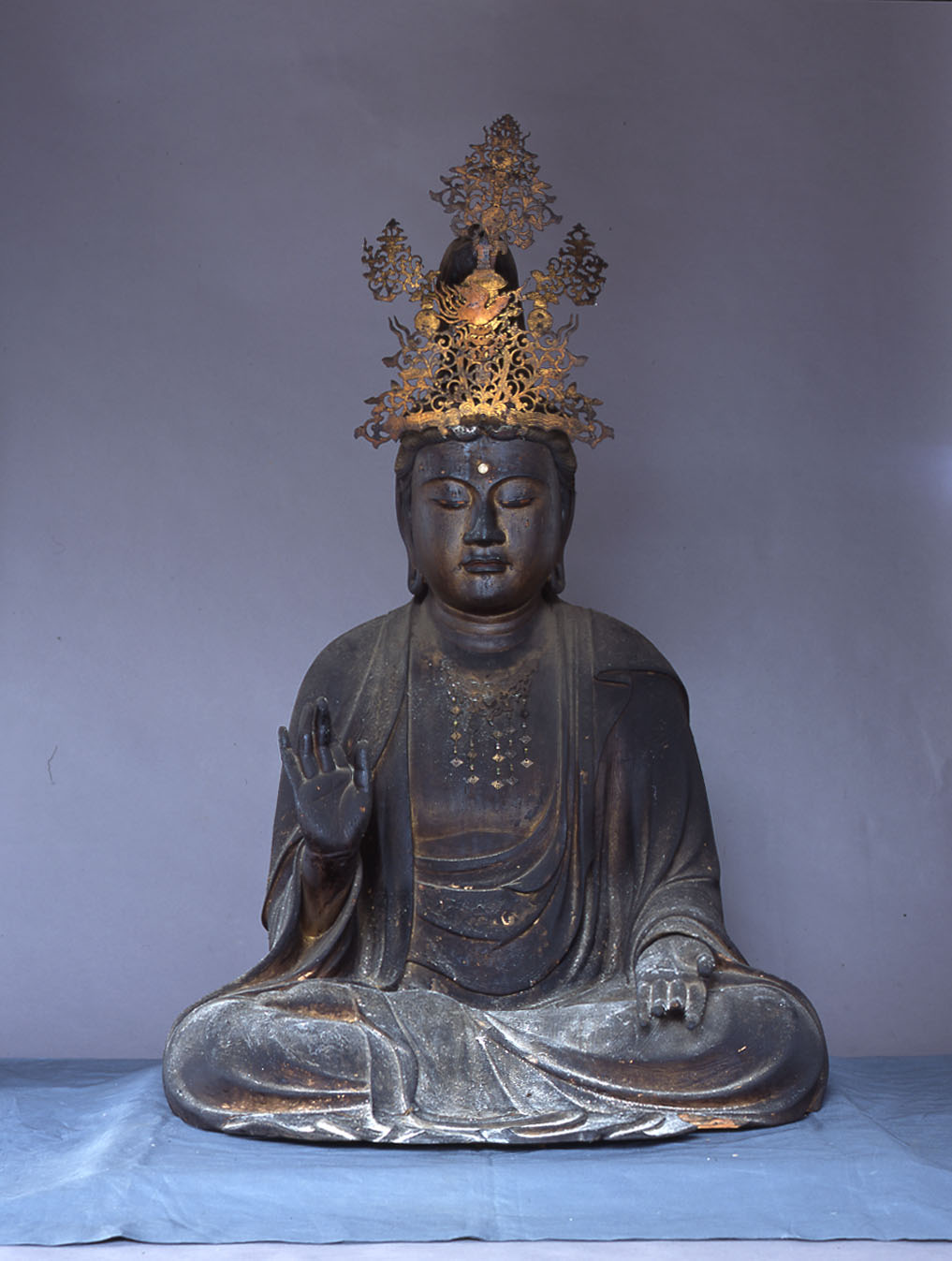 木造釈迦如来坐像