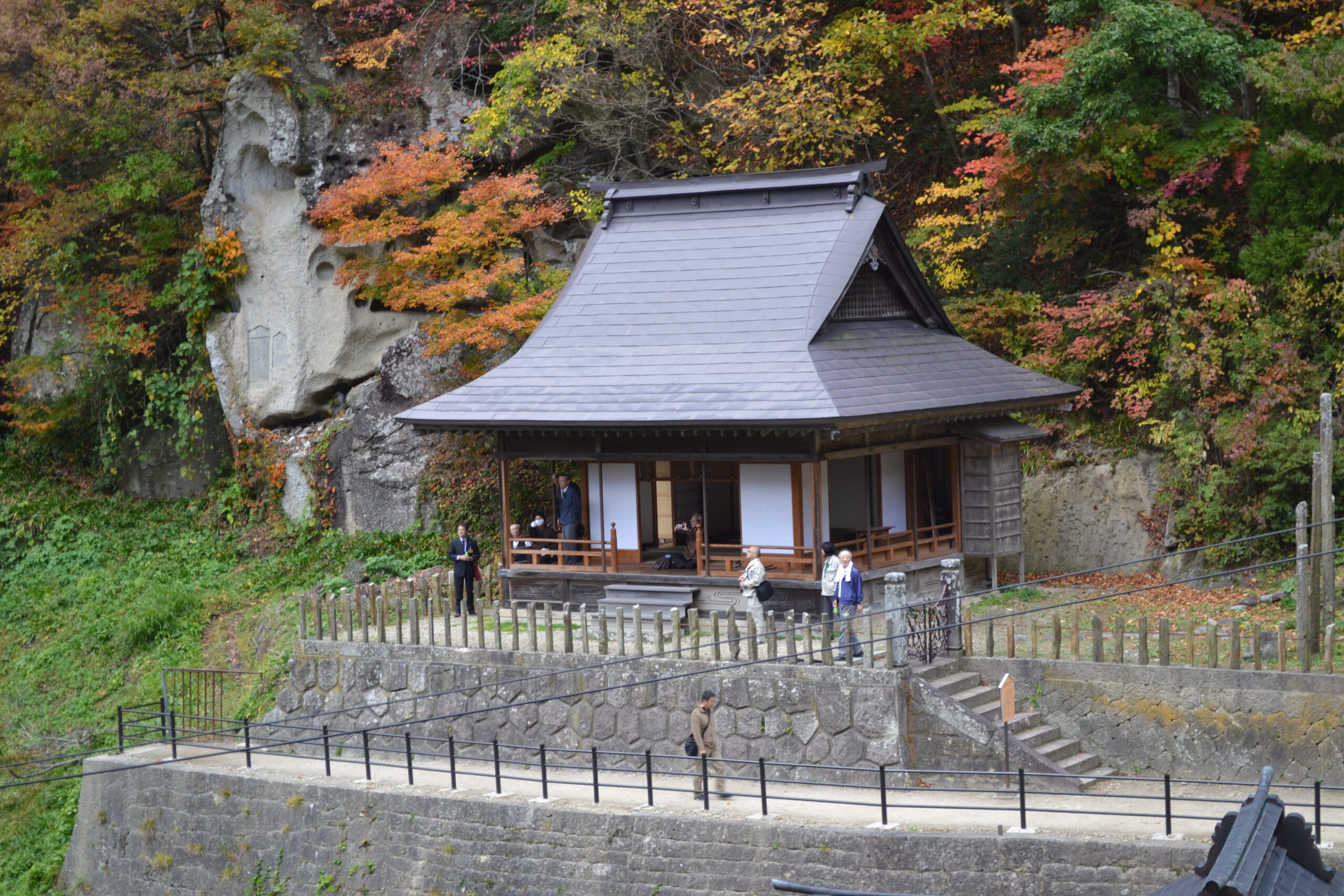 山寺行啓記念殿