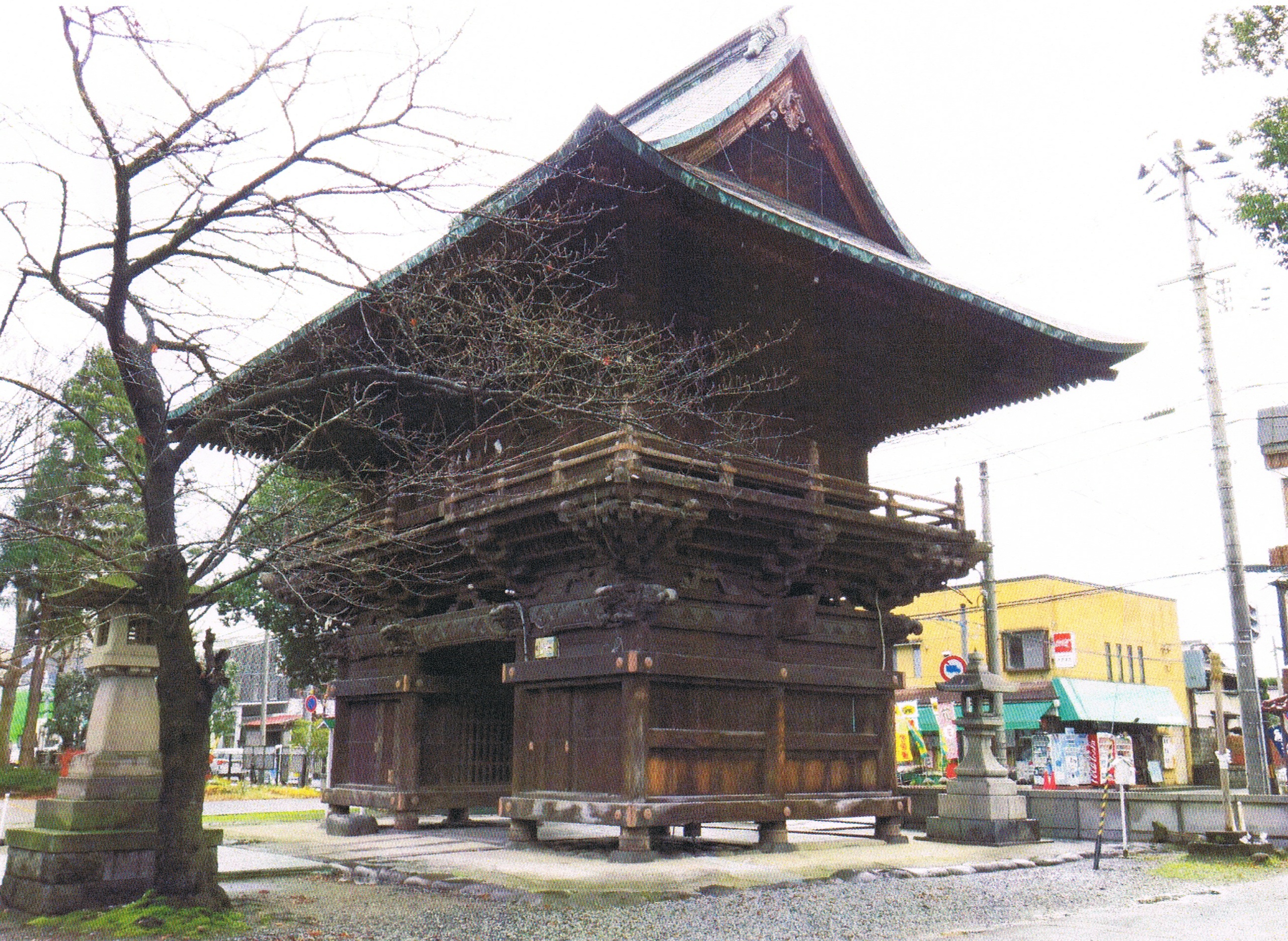 鳥海月山両所宮随神門